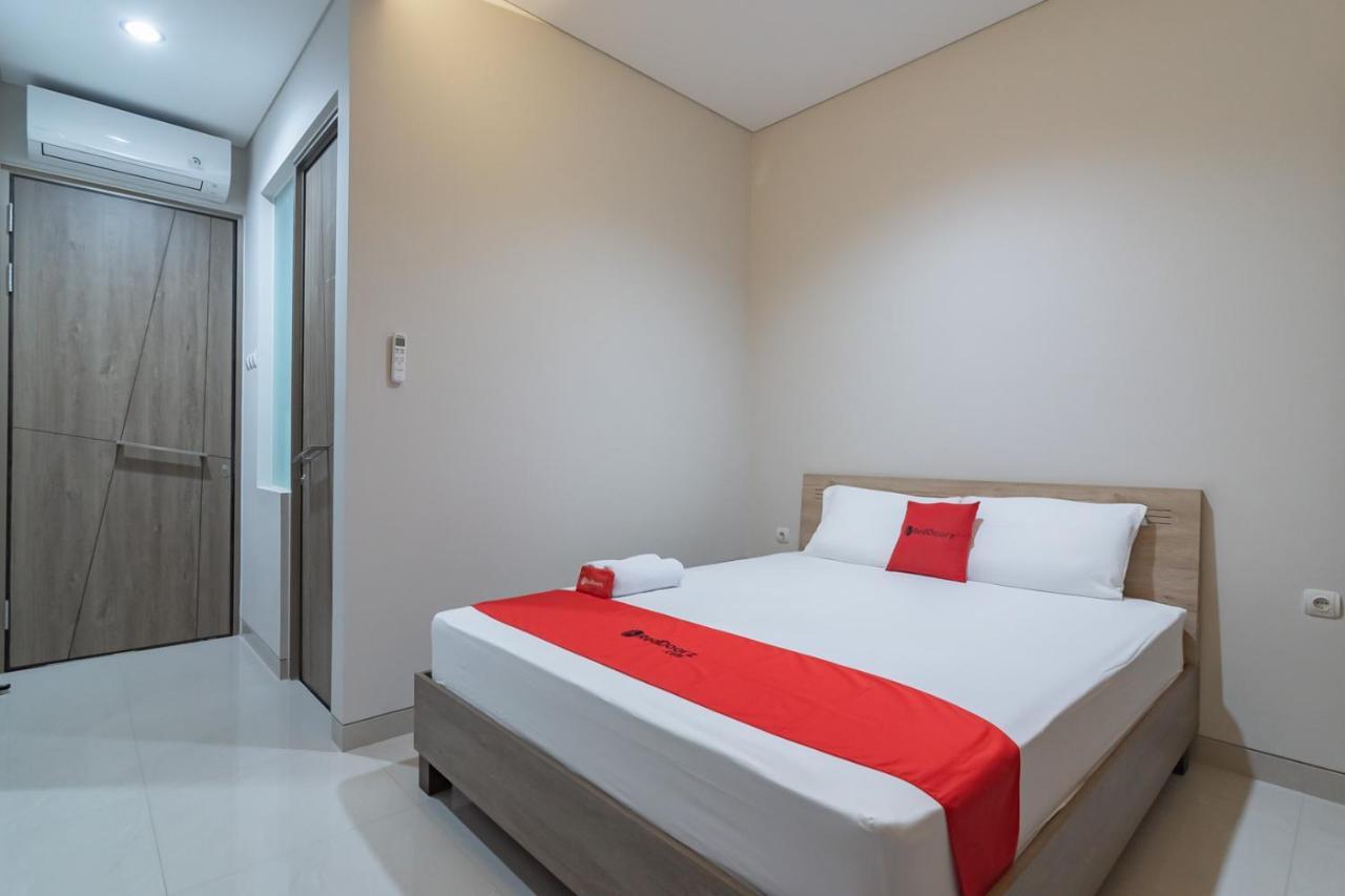 Reddoorz Plus @ Cirebon City Center Exterior photo